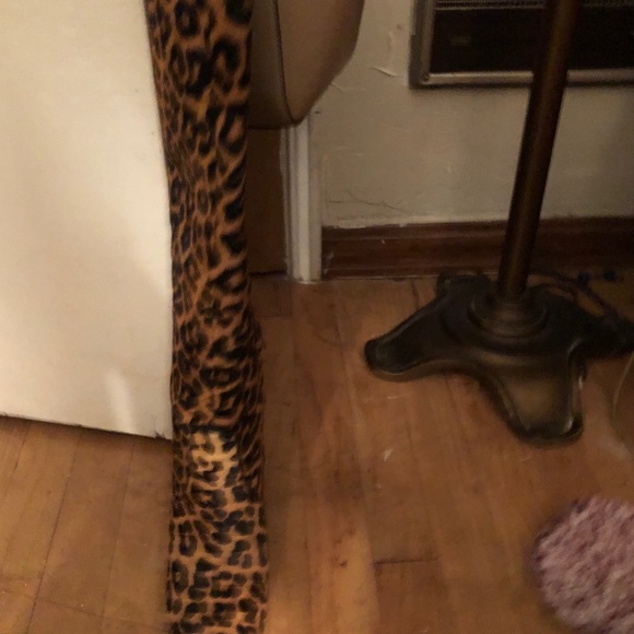 Brand new never worn boots. - Picture 3 of 8